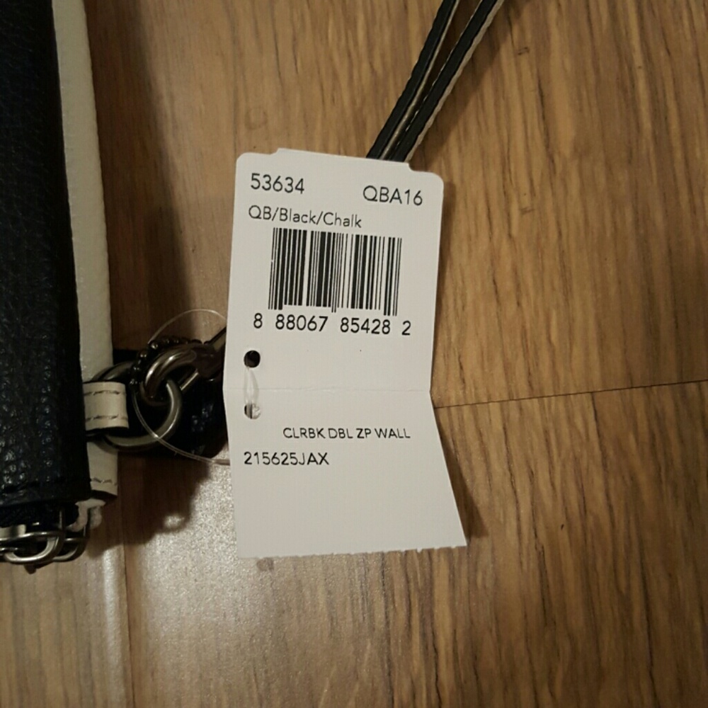 Coach Colorblock Double Zip Wallet - Picture 3 of 4